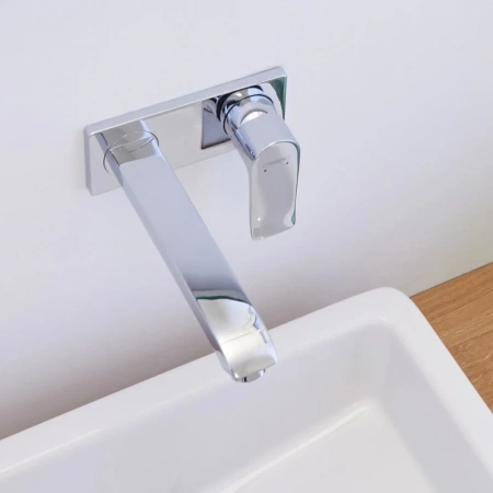 Фото смеситель для раковины hansgrohe metris 31086000