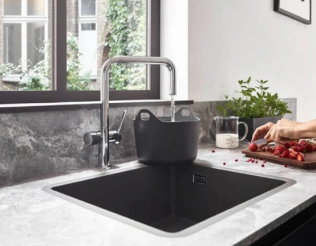 Фото смеситель для кухонной мойки hansgrohe talis 72807000