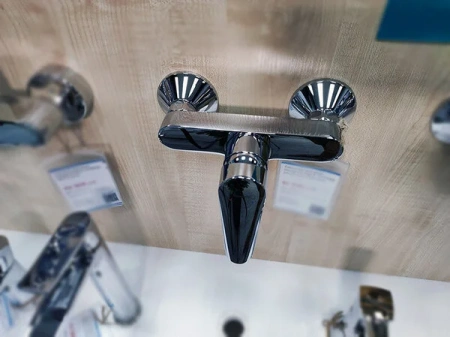 Фото смеситель для душа hansgrohe logis e 71610000_vstvo