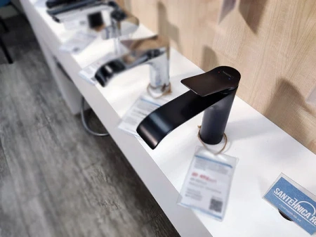 Фото смеситель для раковины hansgrohe vivenis 75020670