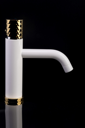 Фото смеситель для раковины boheme stick 121-gcr.2