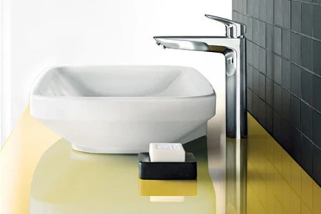Фото смеситель для раковины hansgrohe logis 71091000_otu