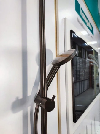 Фото душевая стойка hansgrohe croma select s 26890340