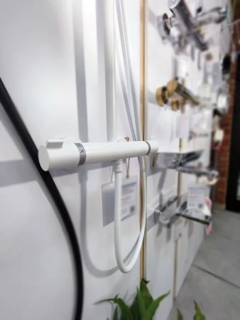 Фото душевая стойка hansgrohe croma select s 26890700