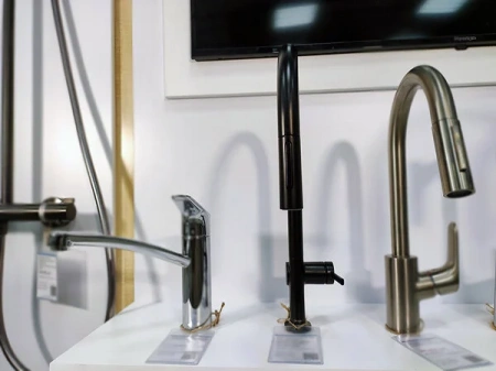 Фото смеситель для кухонной мойки hansgrohe talis classic 72800670