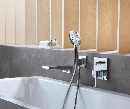 Фото смеситель для ванны hansgrohe metropol 74546000
