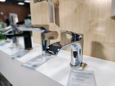 Фото смеситель для раковины hansgrohe vivenis 75010000