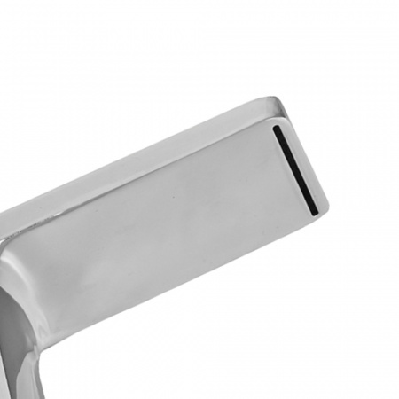 Фото смеситель для раковины raiber sensor rsf88135