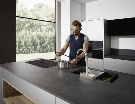 Фото смеситель для кухонной мойки hansgrohe aquno select 73831800