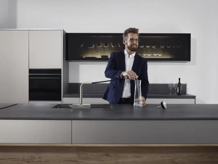 Фото смеситель для кухонной мойки hansgrohe aquno select 73830800