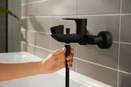 Фото смеситель для ванны hansgrohe rebris e 72450670