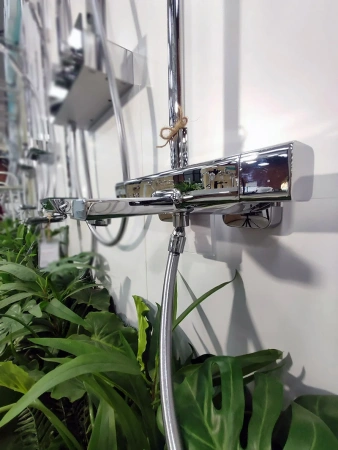 Фото душевая стойка hansgrohe croma select e 27687000