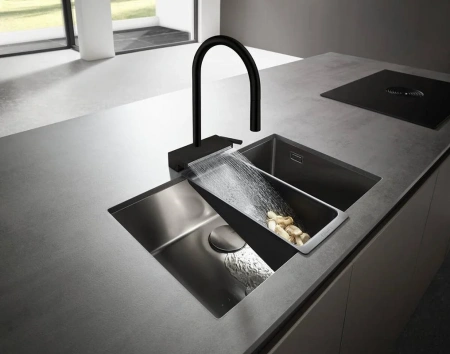 Фото смеситель для кухонной мойки hansgrohe aquno select 73831000