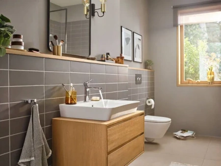 Фото смеситель для раковины hansgrohe rebris e 72560000