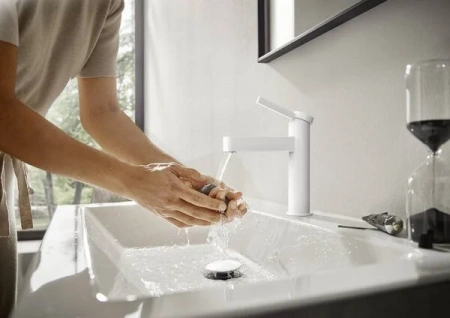 Фото смеситель для раковины hansgrohe finoris 76023700