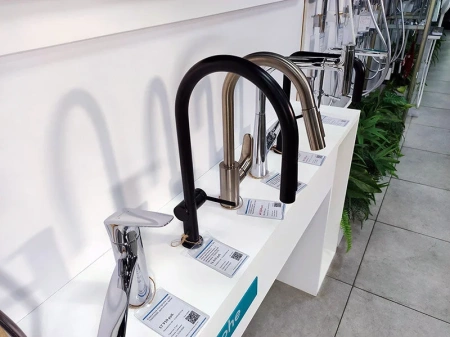 Фото смеситель для кухонной мойки hansgrohe talis classic 72800670