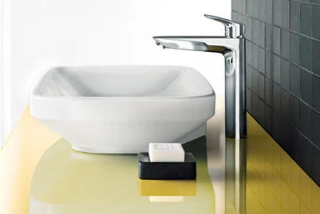 Фото смеситель для раковины hansgrohe logis 71091000_vstvo