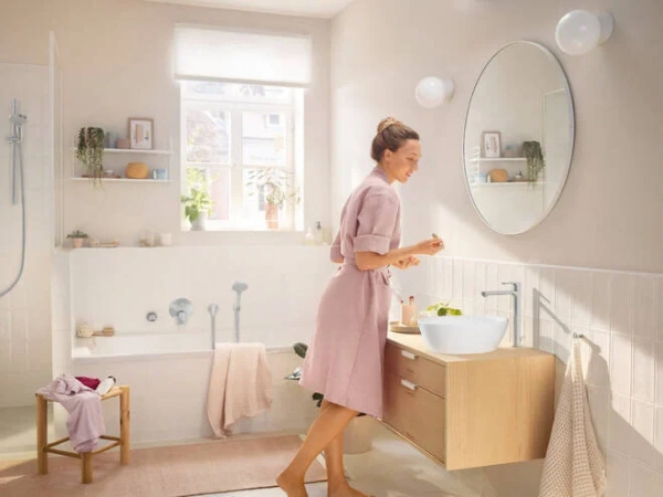 Фото смеситель для раковины hansgrohe rebris s 72590000