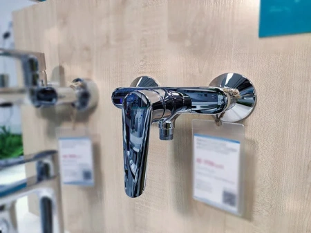 Фото смеситель для душа hansgrohe logis e 71610000_vstvo
