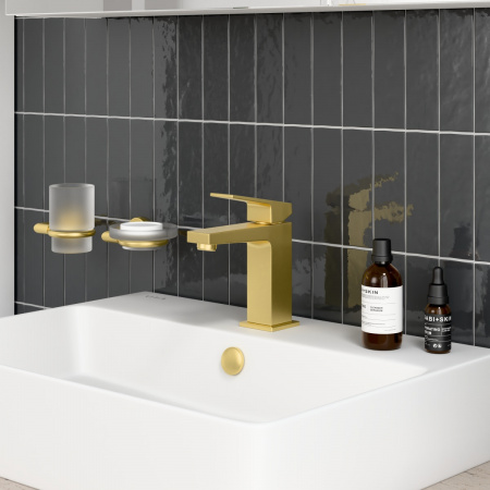 Фото смесители для раковины vitra minimax square a4372025exp цвет золото