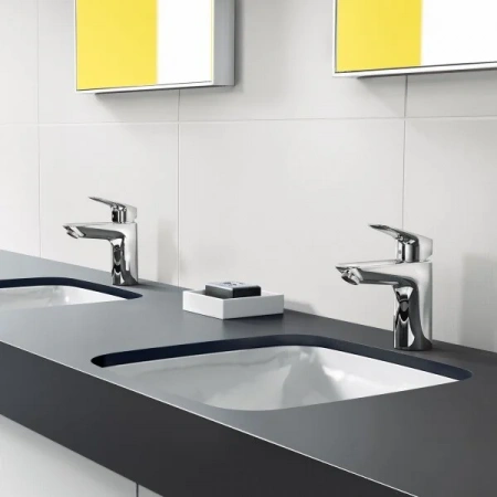Фото смеситель для раковины hansgrohe logis 71073000