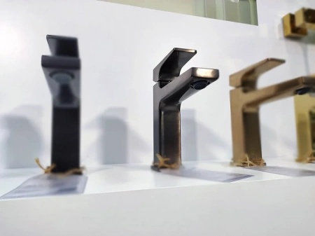 Фото смеситель для раковины hansgrohe metropol 32507340